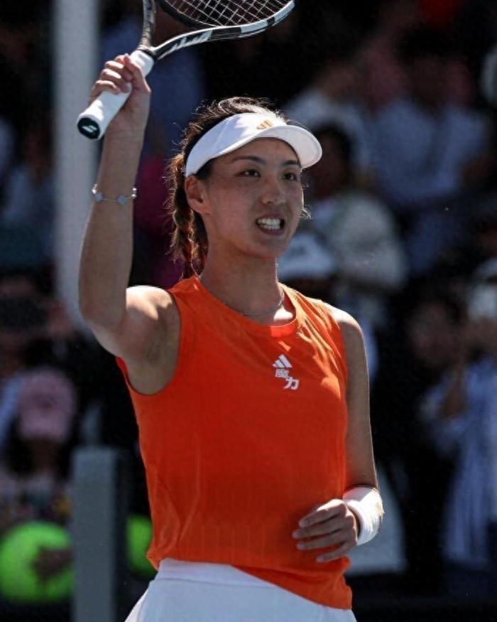 广发真人-2026澳网王欣瑜冲击八强，辛纳斯瓦泰克莱巴金娜同场竞逐|球公开赛|卫冕冠军|大满贯|澳网公开赛|阿尼西莫娃_新浪体育_新浪新闻
